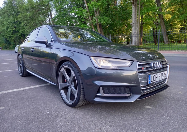 Audi S4 cena 132000 przebieg: 136000, rok produkcji 2018 z Ząbki małe 529